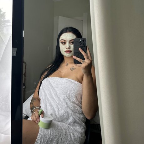 Taylaraywhite