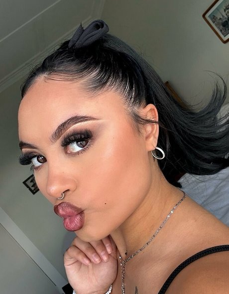 Taylaraywhite
