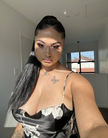 Taylaraywhite