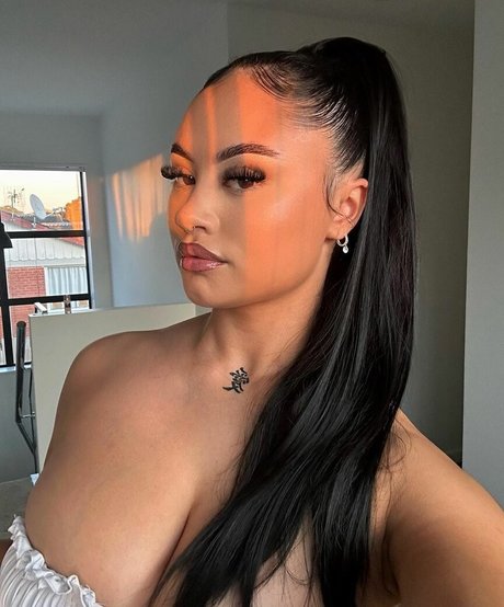 Taylaraywhite