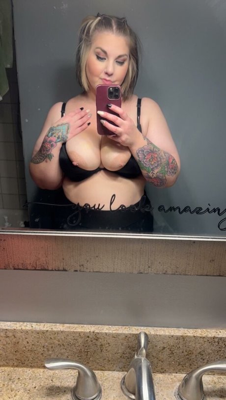 Naken läckt OnlyFans-bild av Ms 9032