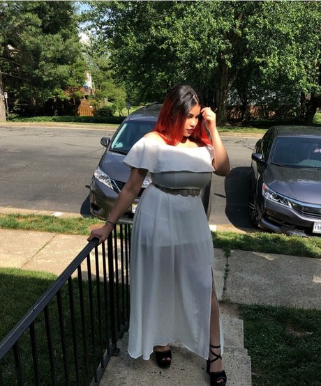 Alasti lekkinud OnlyFans-i pilt Red Hair Rican