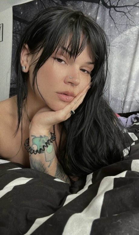Naken läckt OnlyFans-bild av Horrorwh0re