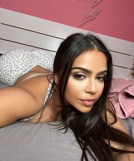 Jessenia Rebecca