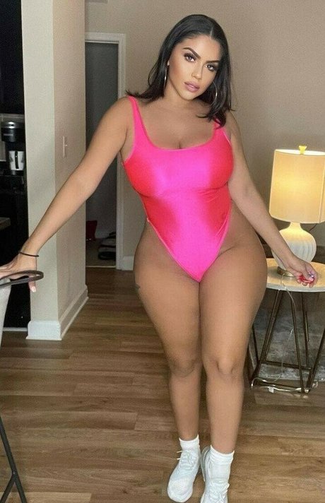 Jessenia Rebecca