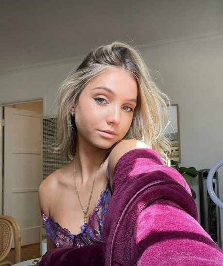 Naken läckt OnlyFans-bild av Elmichelsen21