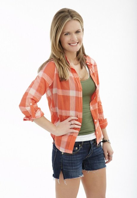 Naakte gelekte OnlyFans-foto van Maggie Lawson