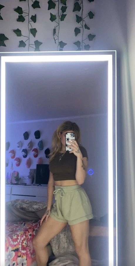 Bailey Rose