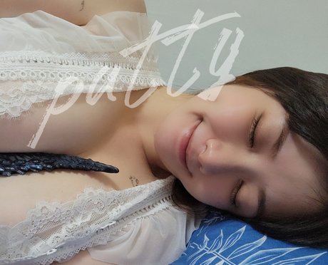Naken läckt OnlyFans-bild av Hi Patty Eatfood