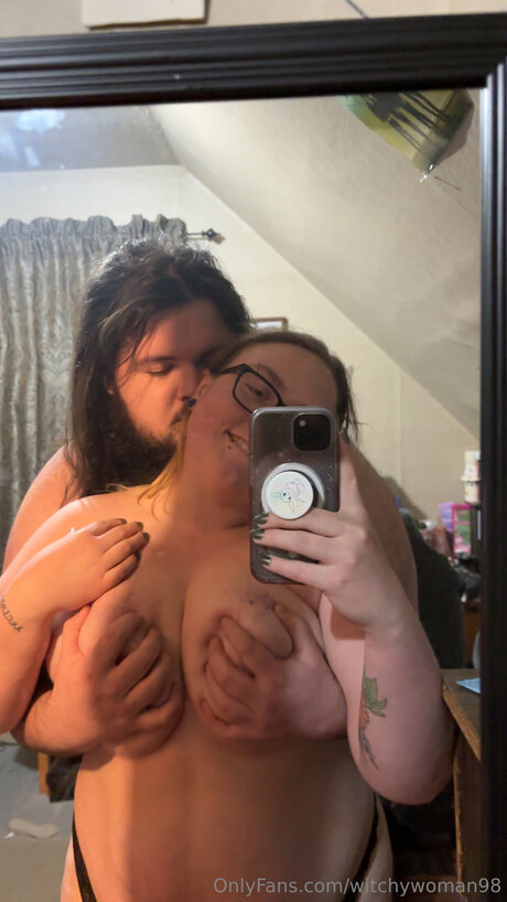 Witchywoman98  nude leaked OnlyFans photo
