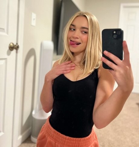 Natalie Decker