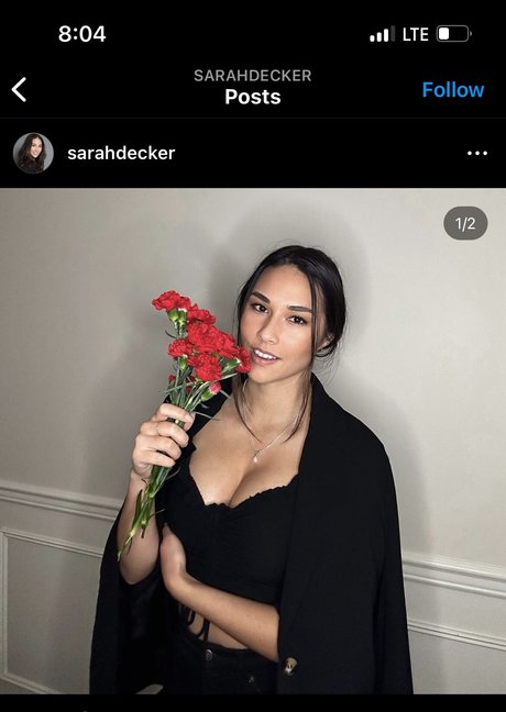 Naakte gelekte OnlyFans-foto van Sarah Decker