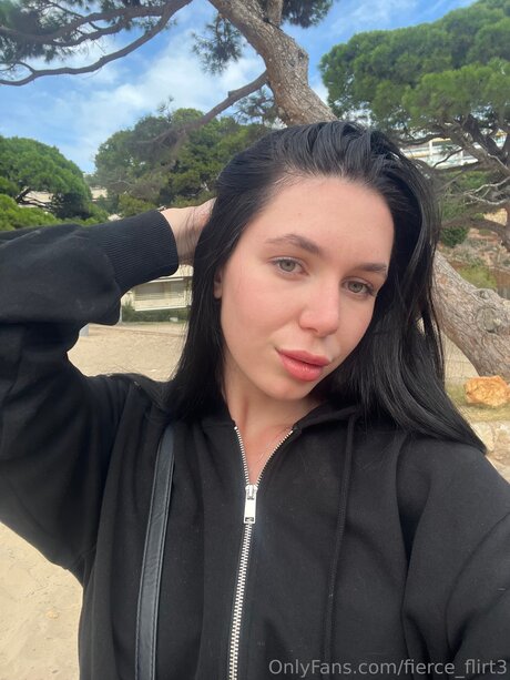 Naken läckt OnlyFans-bild av For Diane