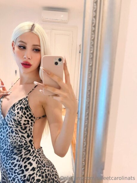Alaston vuotanut OnlyFans-kuva Sweetcarolinats