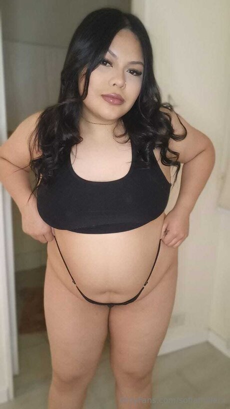 Naken läckt OnlyFans-bild av Sofiaxmiller