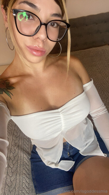 Isgoddessmia