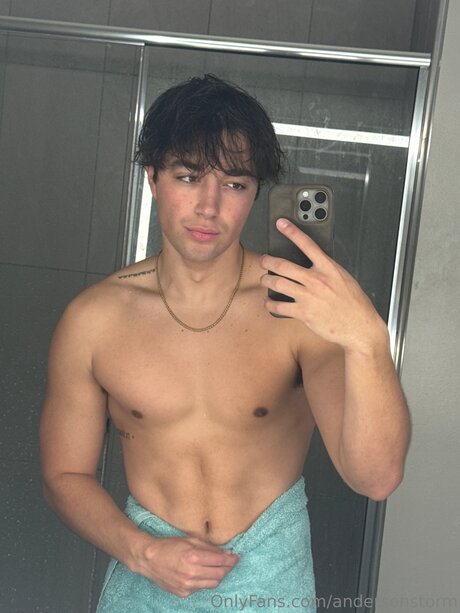 Naken läckt OnlyFans-bild av Andersonstorm