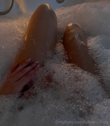 Naakte gelekte OnlyFans-foto van Sophiatiel