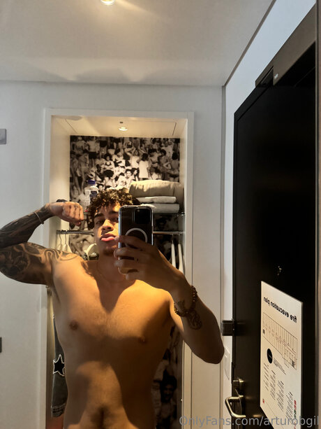 Naken läckt OnlyFans-bild av Diegobgil