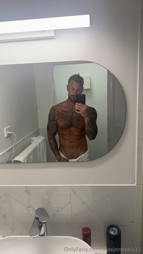 Alexjoneskik11