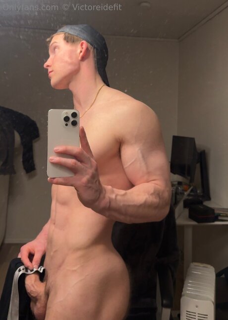 Alaston vuotanut OnlyFans-kuva Victoreidefitness