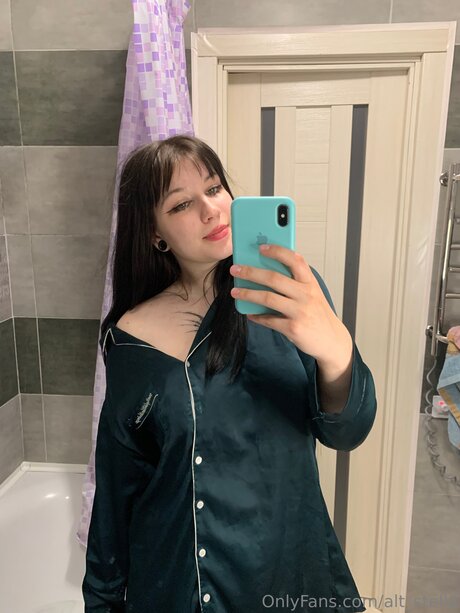 Обнаженная фотография утечки OnlyFans от Alt Stela
