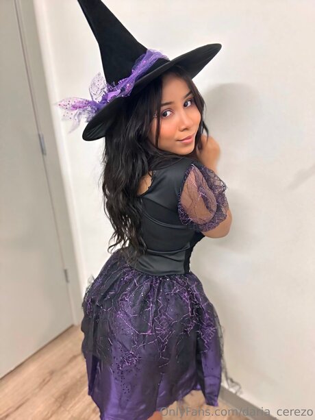 Alaston vuotanut OnlyFans-kuva Daria Cerezo