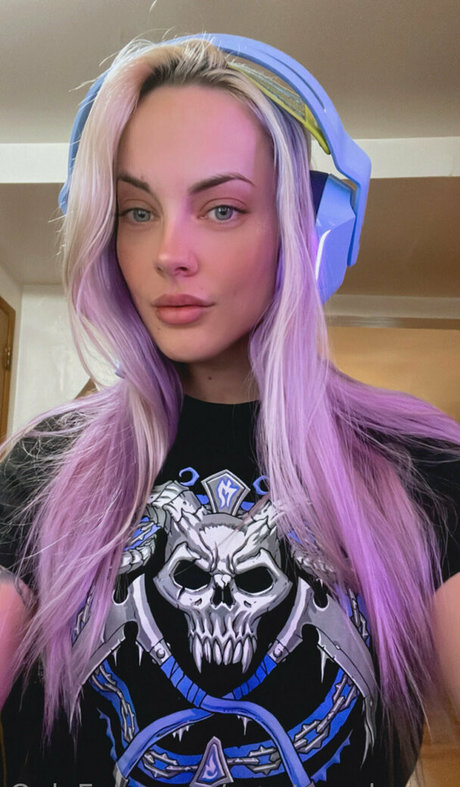 Nøgent lækket OnlyFans-billede af Courtneydawne