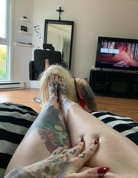 Chastitycouple666