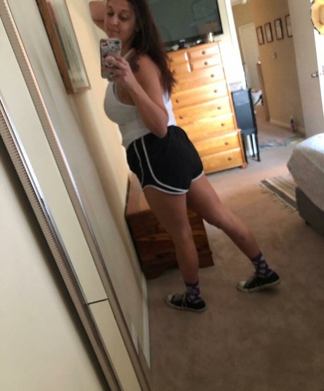 Tallnerdywoman