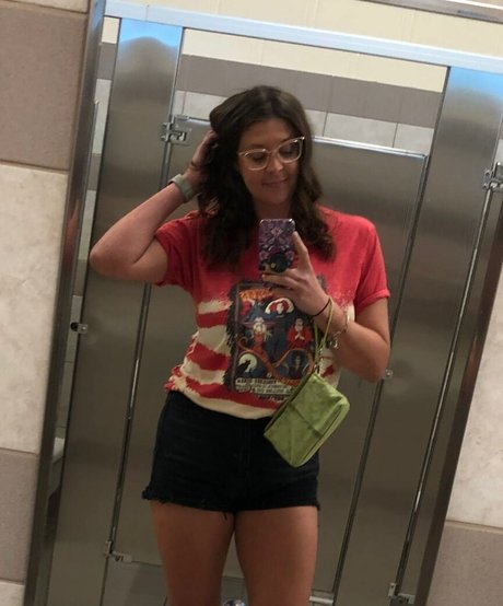 Tallnerdywoman