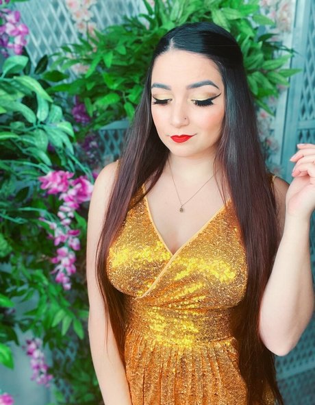 Naken läckt OnlyFans-bild av Alicia Gptv