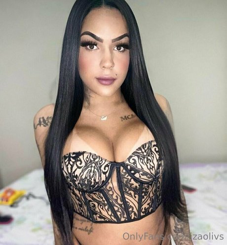 Alaston vuotanut OnlyFans-kuva Izabela Oliveira