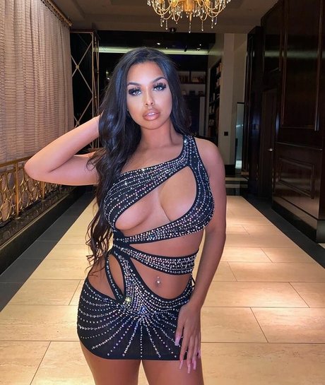 Amira Khalil  nude leaked OnlyFans photo