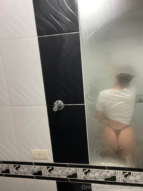 Photo nue de fuite OnlyFans de Amberr S