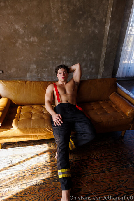 Naken läckt OnlyFans-bild av Ethanxrhett