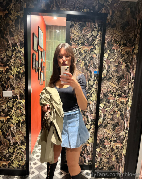 Naken läckt OnlyFans-bild av Chlo Ee