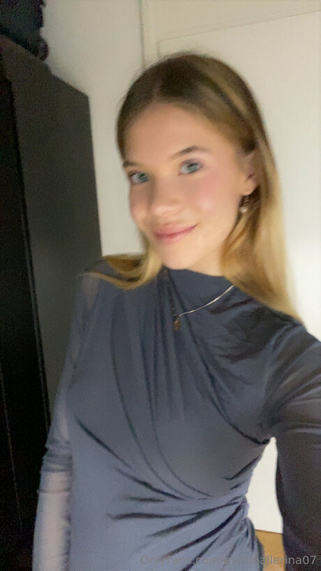 Nagie wyciekłe zdjęcie OnlyFans od Elvitaballerina07