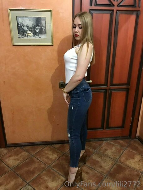 Photo nue de fuite OnlyFans de Lili2772
