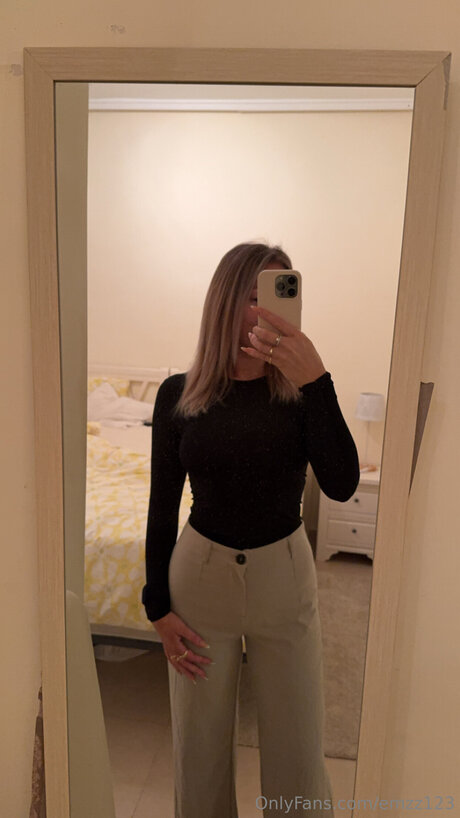 Nacktes geleaktes OnlyFans-Foto von Emmamaliz