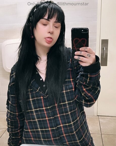 Lilithmournstar
