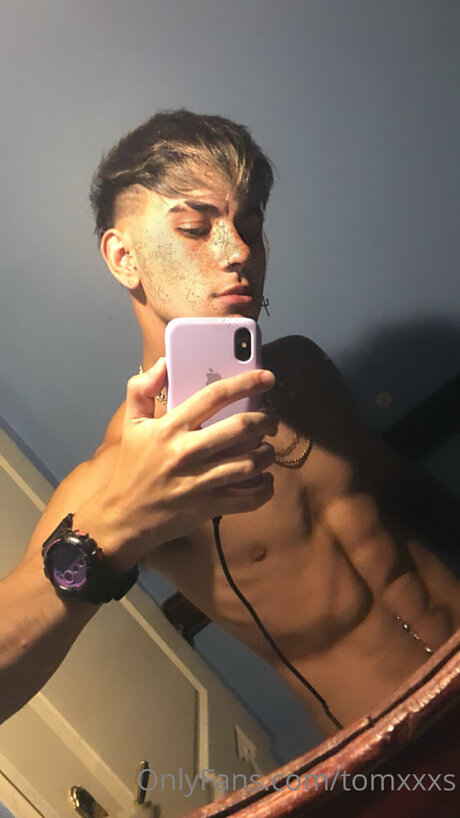 Nagie wyciekłe zdjęcie OnlyFans od Tomxxxs