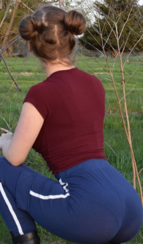 Naken läckt OnlyFans-bild av Laila Wolf