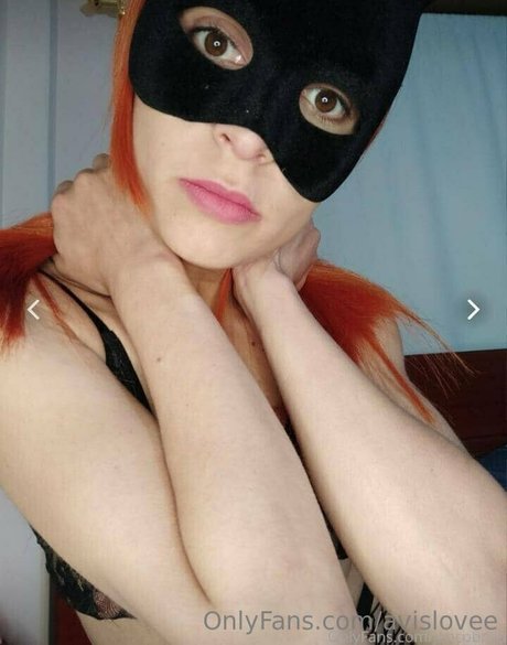 Alaston vuotanut OnlyFans-kuva Avislovee