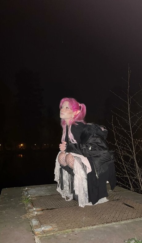 Pinkarosalina
