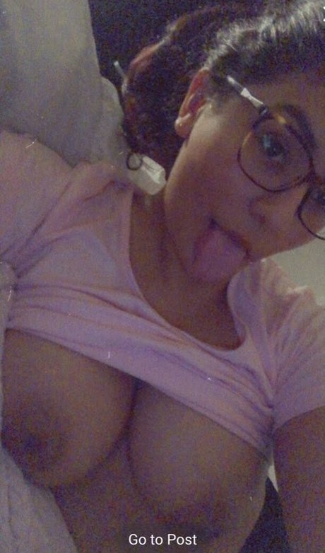 Обнаженная фотография утечки OnlyFans от Chanelxx21
