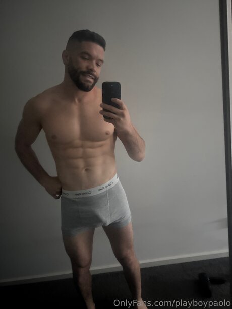 Alaston vuotanut OnlyFans-kuva Playboypaolo