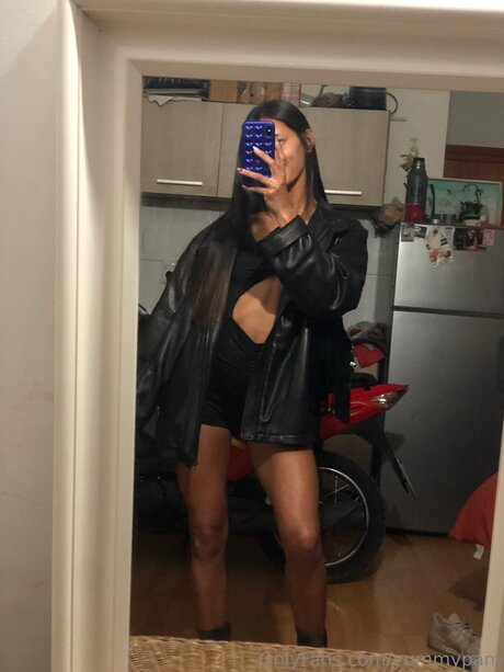 Yummypam  nude leaked OnlyFans photo