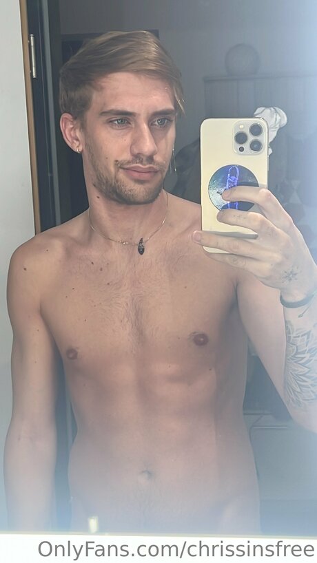 Naken läckt OnlyFans-bild av Chrissinsfree