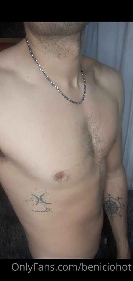Обнаженная фотография утечки OnlyFans от Beniciohot